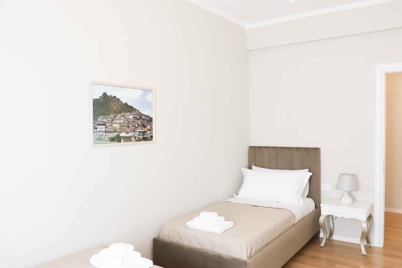 Olimpia Inn 베라트 외부 사진